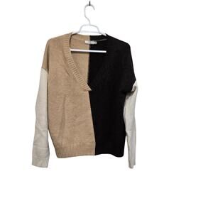 Lush Colorblock V-Neck Knit Sweater Neutral Size M